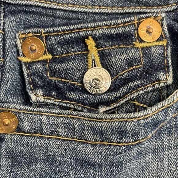 True Religion jeans RN#112790 CA#57414, size 26 - Picture 5 of 5